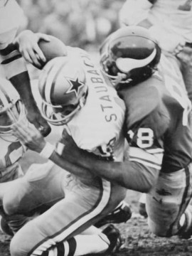 Alan Page Brings Down Cowboys Quarterback Roger Staubach