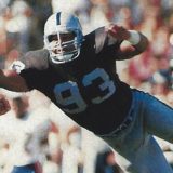 Greg Townsend, defensive end of the Oakland Raiders