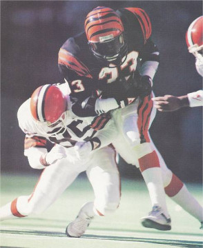 At 6-foot 3-inches tall and 230 pounds David Fulcher was a hard hitting safety for the Bengals in the late-80s and early-90s. Here he is in 1988, a major part of the Bengals team that won the AFC Conference title and played San Fransisco in Super Bowl XXIII. 