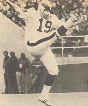 The pride and joy of Palomer College he is best remembered as the holder of Longest Field Kick record of 63 yards for almost 40 years. Despite being born with no toes on his right foot and a stump of a right arm Dempsey played for 11 years in the NFL.  