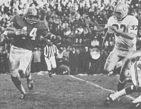 He was very active as Kick and Punt returner during his career. Averaged 11.0 yards on 81 Punt returns and 24.3 on 104 Kick Returns. Also pictured is #37, Jacque MacKinnon during his sole year as a Raider after 9 seasons with the Chargers.