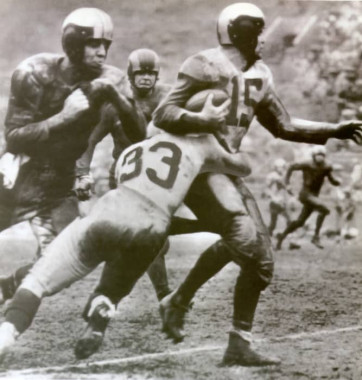 Steve van Buren in the 1949 NFL Championship Game against the Rams