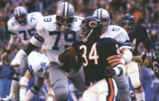 Harvey Martin and the Cowboys Close in on Walter Payton