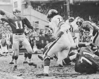 Giants QB Earl Morrall Rushed by Bears Dick Evey & Doug Atkins