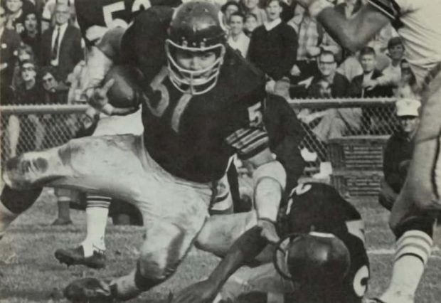 Dick Butkus intercepts a pass