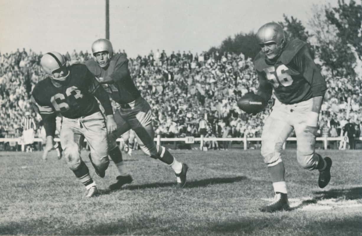Joe Schmidt return against Green Bay in the 1950s