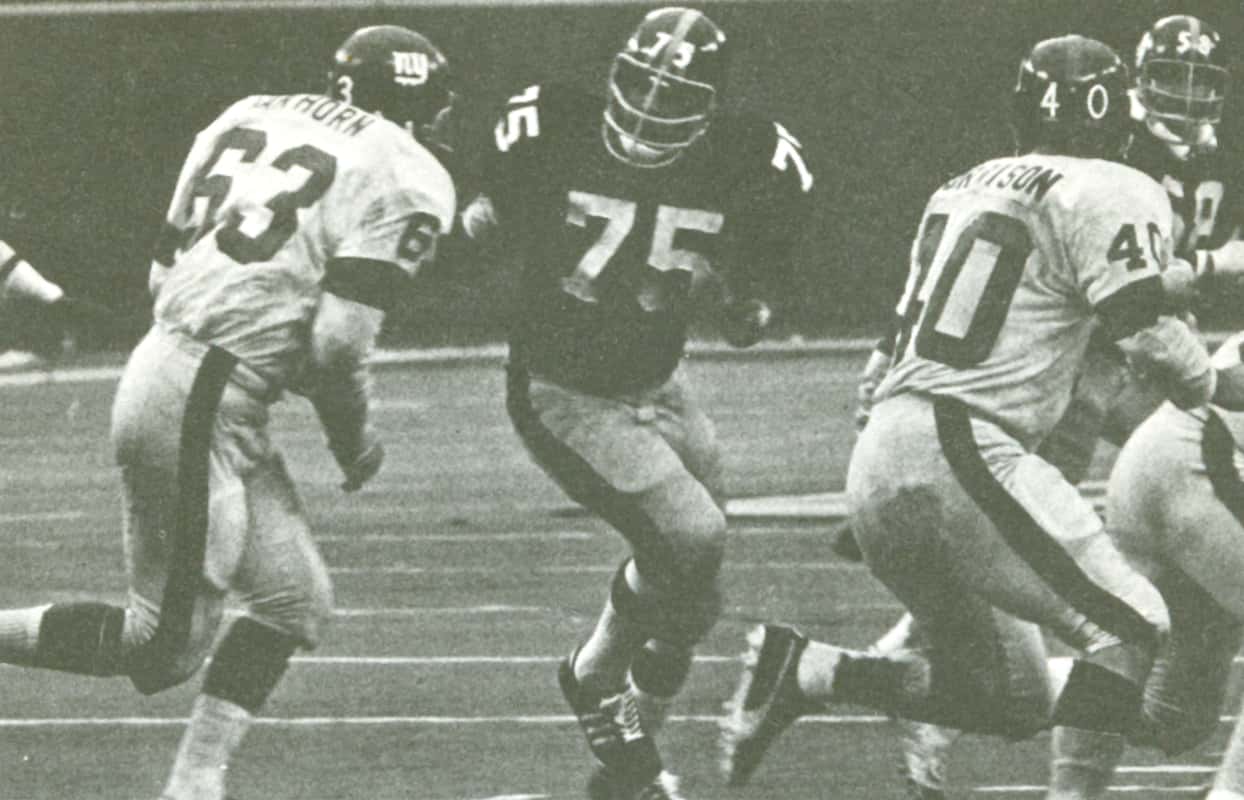 Pro Bowler Mean Joe Greene against the Giants Doug Van Horn and Joe Morrison in 1971.