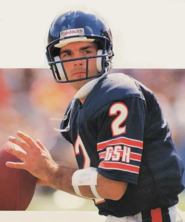Picture of Chicago Bears quarterback Doug Flutie
