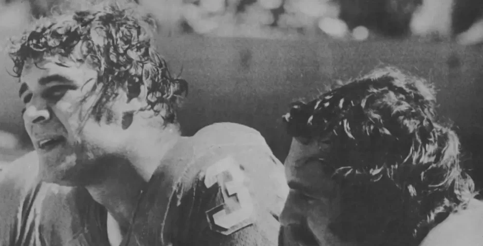 Picture of Larry Csonka with no mustache and Jim Kiick on the Miami Dolphins sideline.