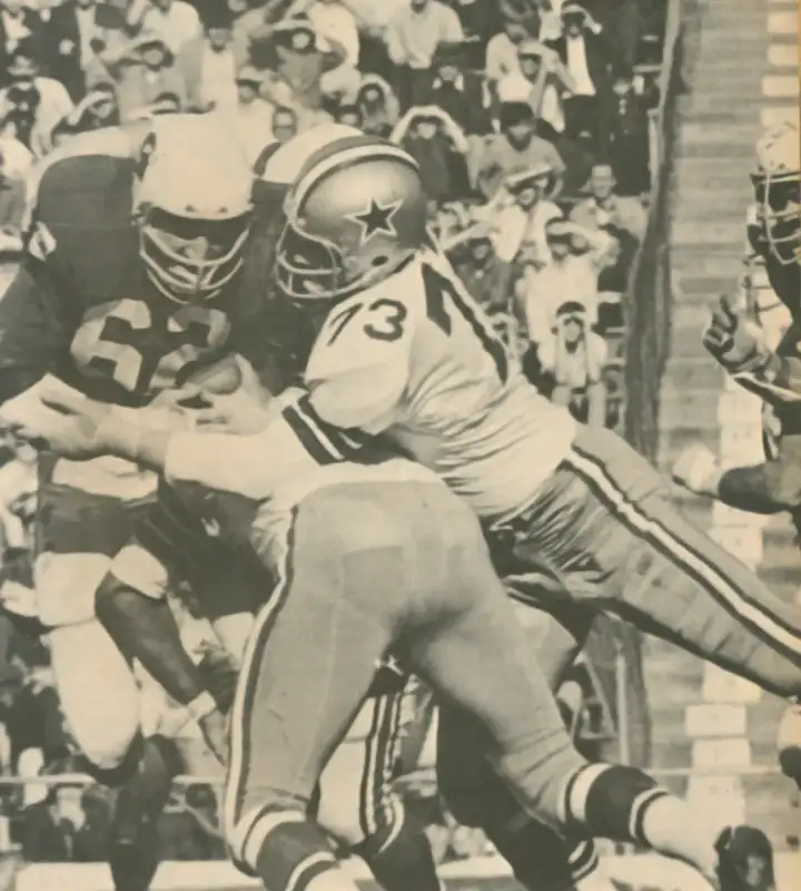 Cowboys lineman and a friend stop the Cardinals Dale Meinert after Meinert returns a fumble recovery. Dale Meiert played 10 seasons for the Cardinals - 2 in Chicago and 8 in St Louis.