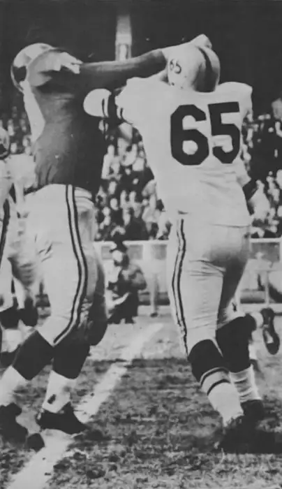 Sam Huff, Giants and John Nisby, Steelers Throwdown - 1961 NFL