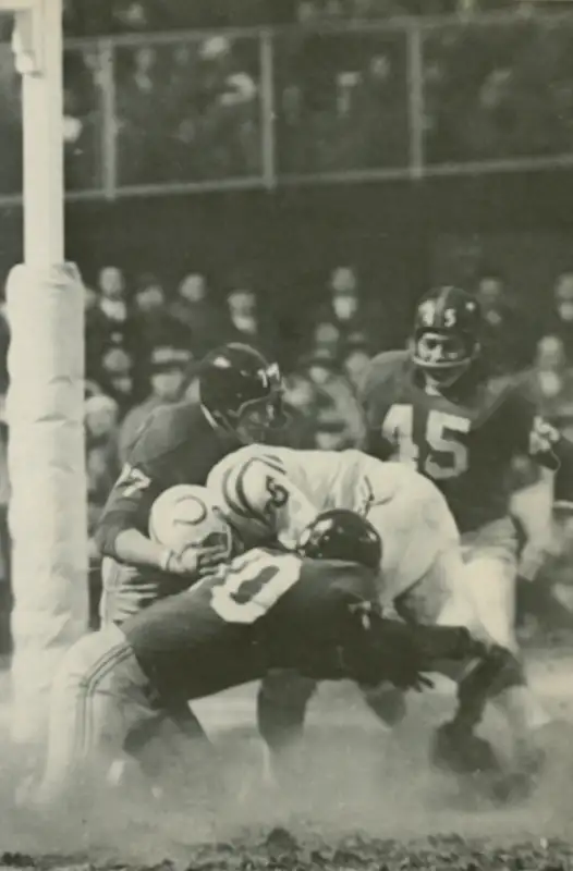 Giants Sam Huff, Dick Modzelewski and Emlen Tunnell Stop a Colts Runner