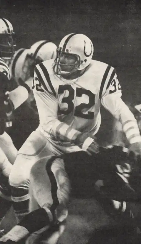 "Mad Dog" Mike Curtis on the loose. 14 year NFL career, 4 Pro Bowls and an All Pro selection in 1968.