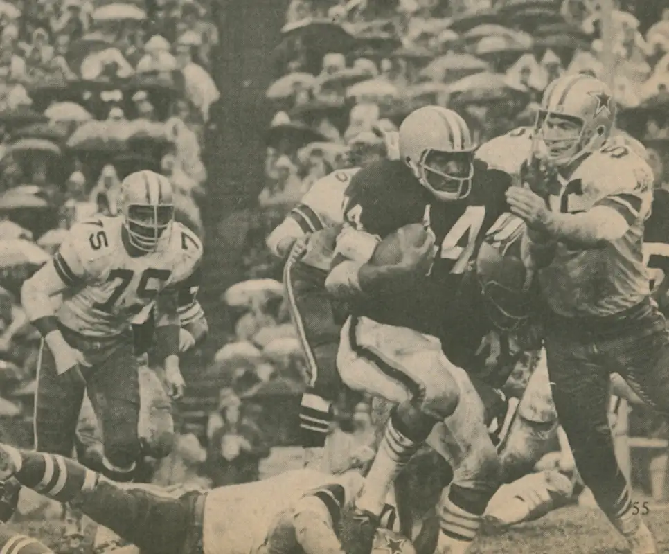 Leroy Kelly & Lee Roy Jordan - Cleveland and Dallas 1969 NFL Playoffs