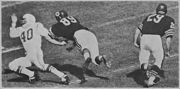 Mike Ditka blocks Bob Boyd on Ronnie Bull run - Colts & Bears