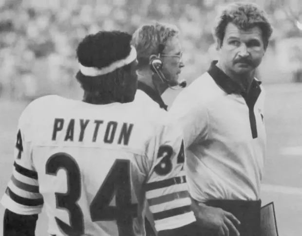 Mike Ditka & Walter Payton on the Chicago Bears sidelines