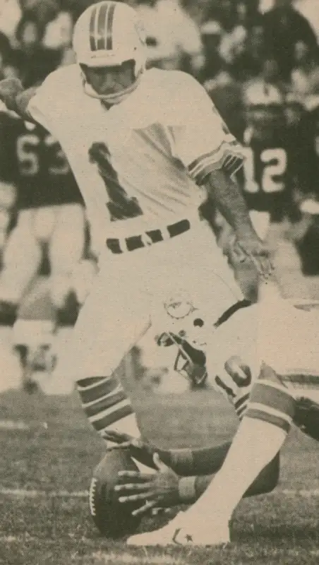Vintage NFL Kicker Garo Yepremian