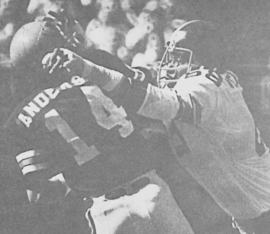 LC Greenwood gives Ken Anderson a shot - 1970s Classic NFL