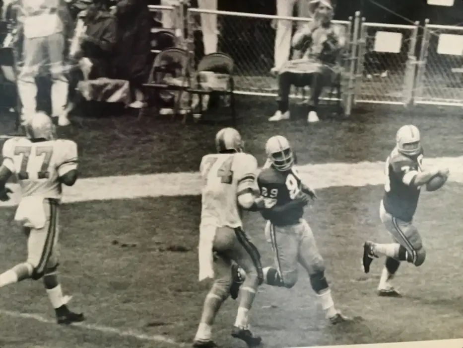 Ron McDole 18-Yard Touchdown vs Oilers in 1971