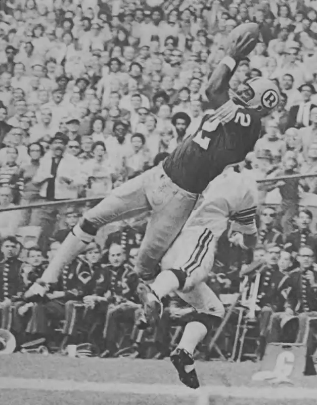 Charley Taylor Leaping Catch - Old School NFL