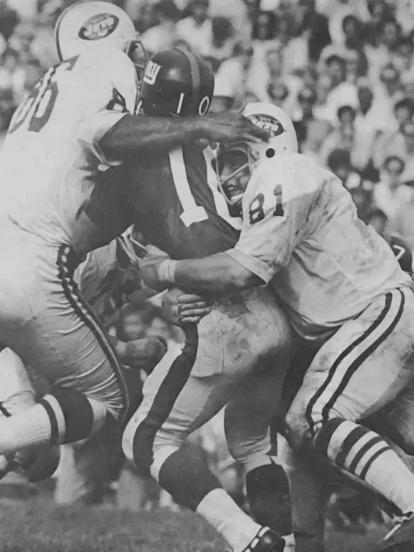 Fran Tarkenton Sacked By Gerry Philbin & Verlon Biggs | 1970s Jets-Giants NFL