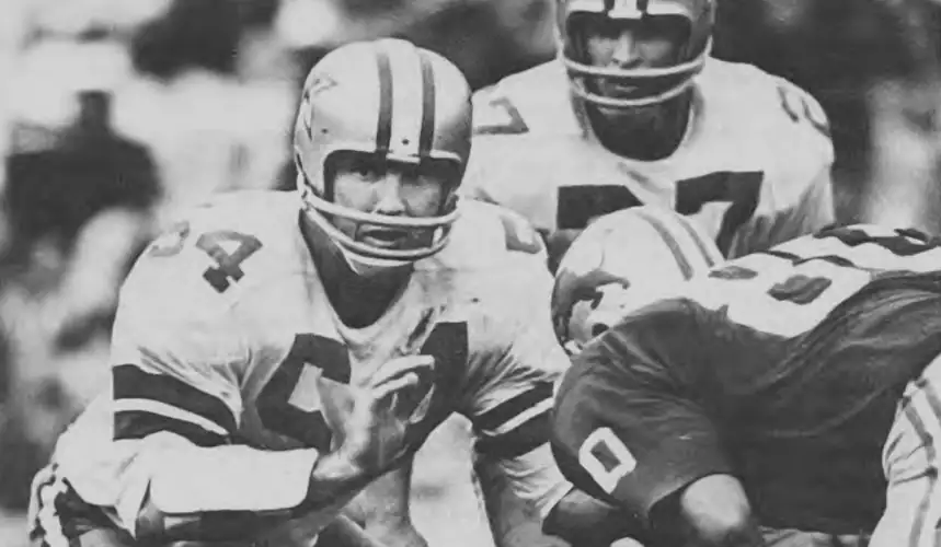 Chuck Howley - Dallas Cowboys Hall Of Fame Linebacker