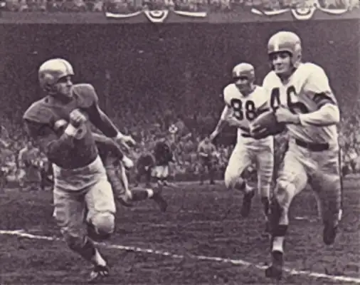 Yale Lary in Pusuit of Billy Reynolds, Cleveland Browns in the 1953 NFL Championship Game