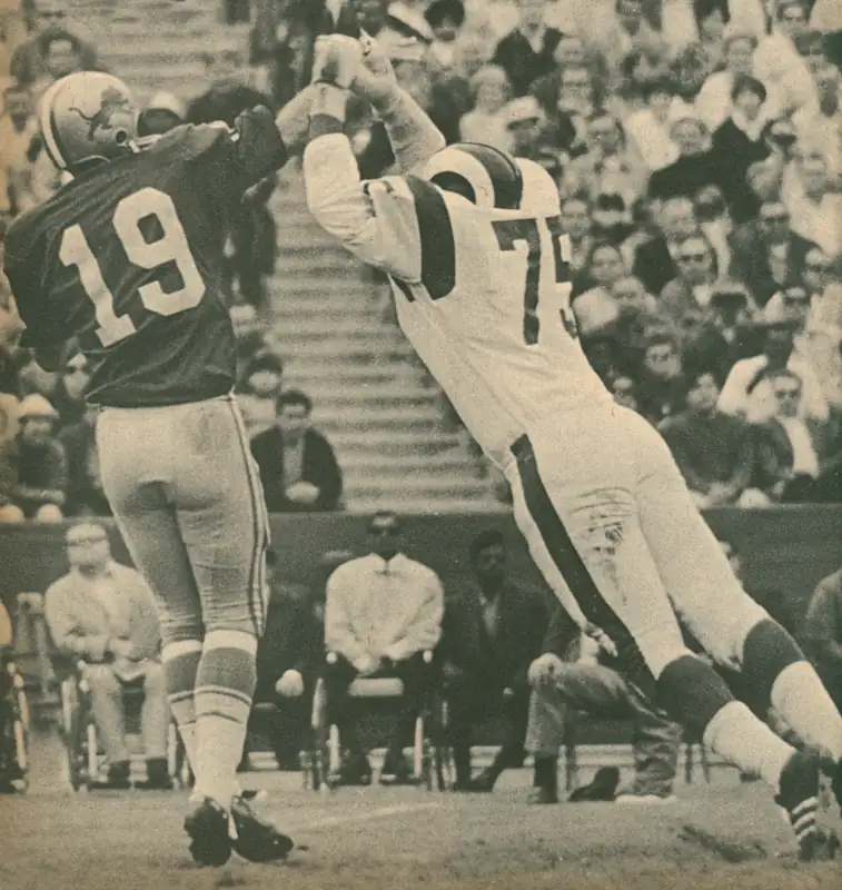 Deacon Jones Rushing Bill Munson - 1960s NFL