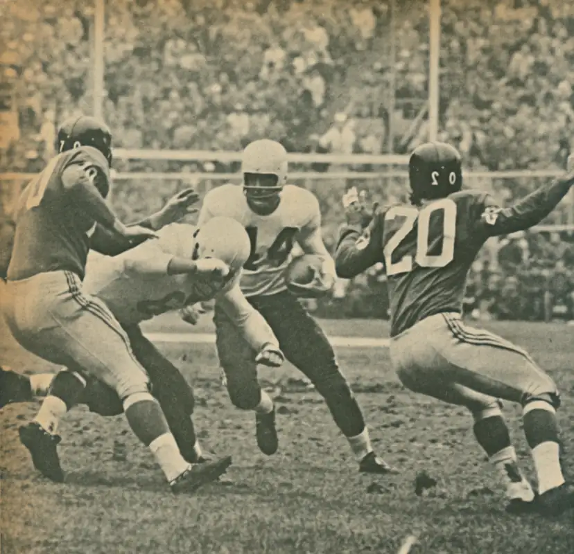 John David Crow vs Sam Huff & Jimmy Patton of the New York Giants