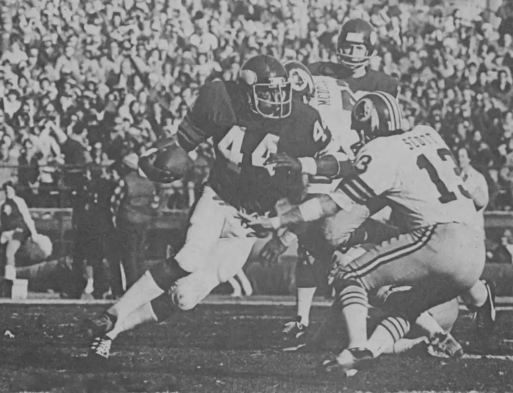 Viking Chuck Foreman & Jake Scott, Redskins | 1976 NFL
