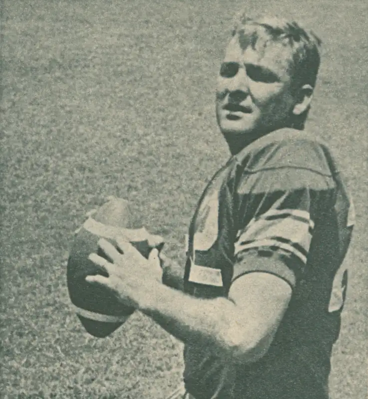 A late 1950s image of Steelers quarterback Bobby Layne after the Detroit Lions had traded him during the 1958 season. He stayed with Pittsburgh until 1962.