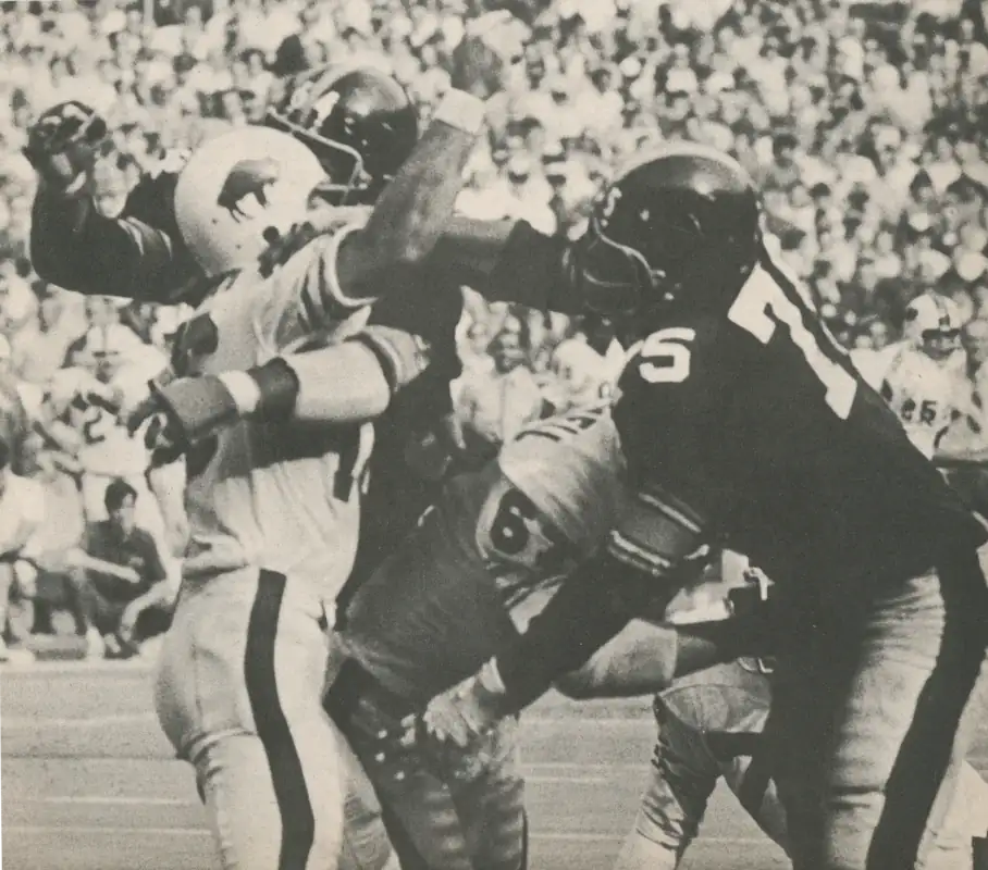 An early 1970s NFL Bills & Steelers game - Roy Hinton and Joe Greene double-up on QB Dennis Shaw. That looks like Bills lineman Joe O'Donnell getting overwhelmed.
