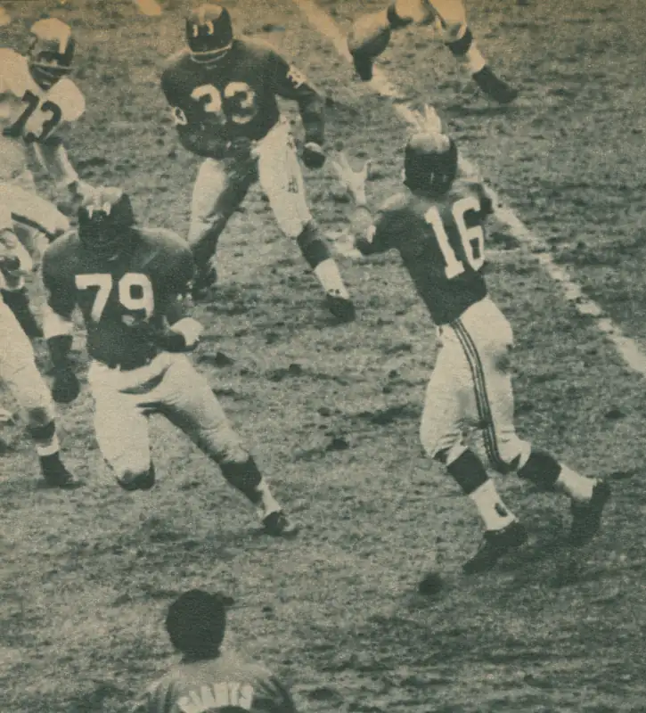 Rosey Taylor Leads Frank Gifford on a Screen Pass Play