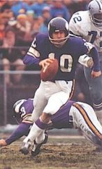 Fran Tarkenton Scrambles Against the Cowboys